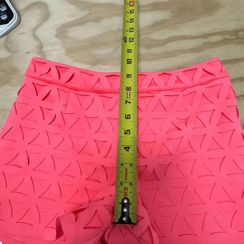 Lilly‎ Pulitzer Lorna Short in Pink Sun Ray Daisy Laser Cut Sz 0 Summer Boho - Picture 10 of 12